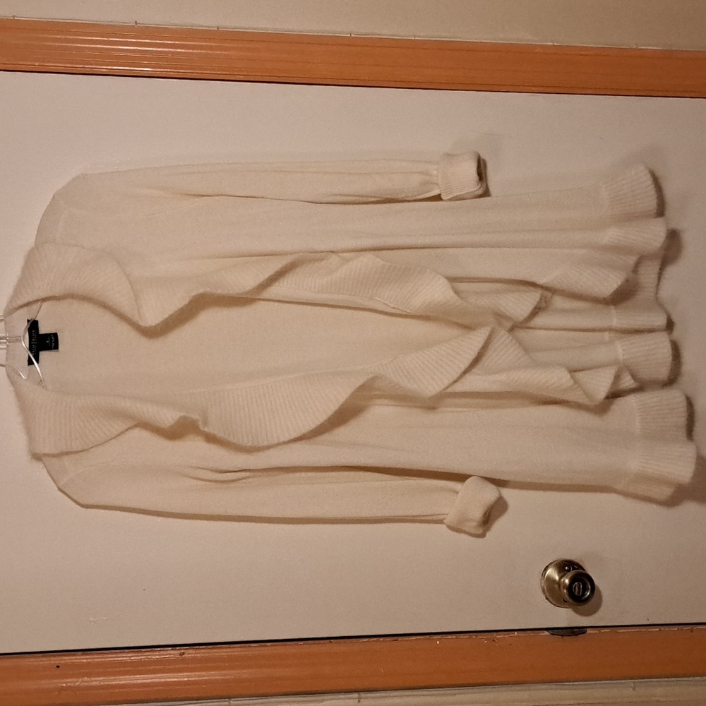 Ladies sweater